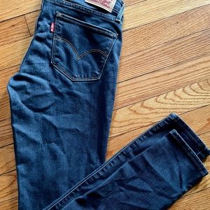 711 Levi Jeans
